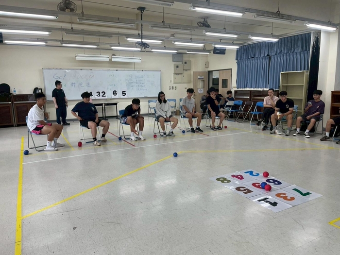 地板滾球比賽圖片